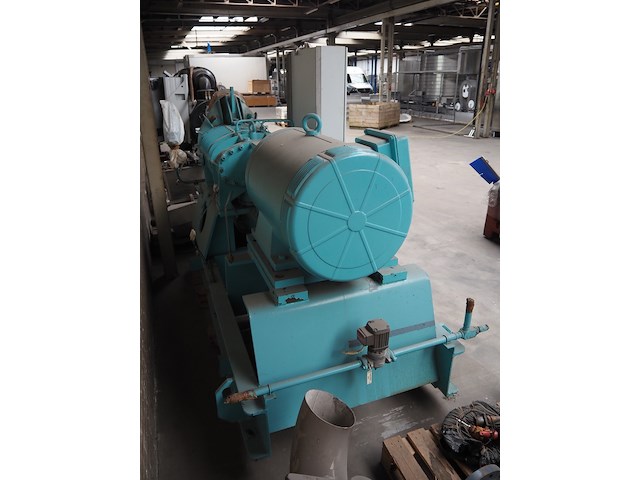 Stal - afbeelding 6 van  12