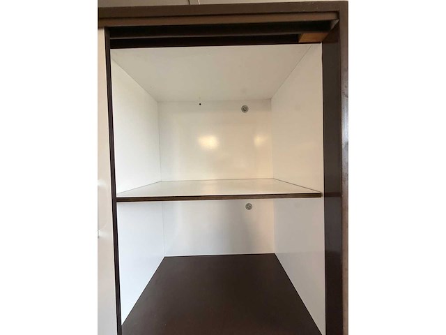 Stalen - volkern wandkast - afbeelding 5 van  5