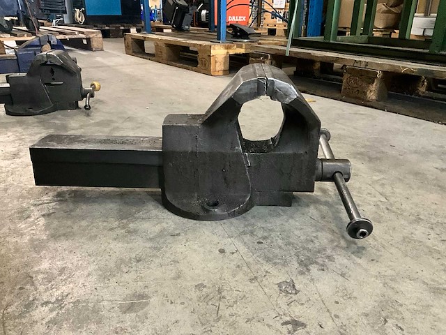 Stalen 150mm bankbankschroef - afbeelding 2 van  5