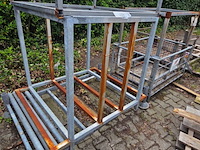 Stalen bakken, rekken - afbeelding 1 van  5