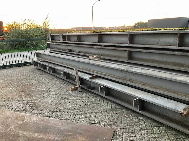 Stalen balken (19x) - afbeelding 3 van  8