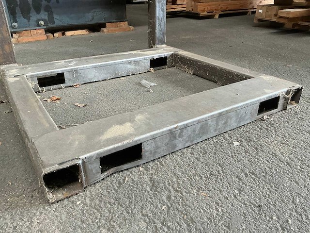Stalen bigbag rek - afbeelding 5 van  5