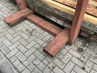 Stalen bok met hout - afbeelding 4 van  4