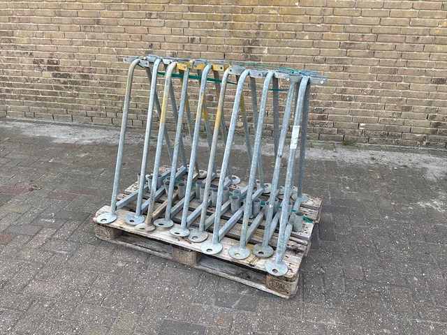 Stalen bouwhekvoet (10x) - afbeelding 1 van  2