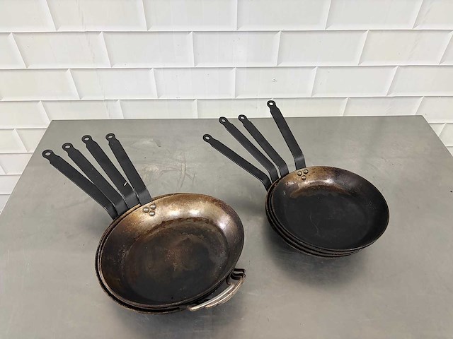 Stalen braadpan (8x) - afbeelding 2 van  2