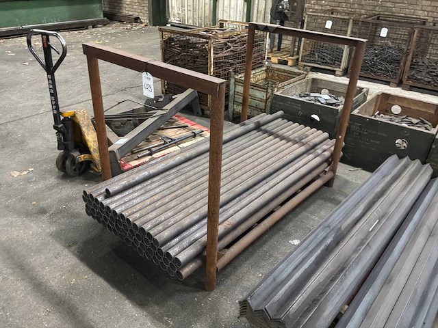 Stalen buis (57x) - afbeelding 1 van  3