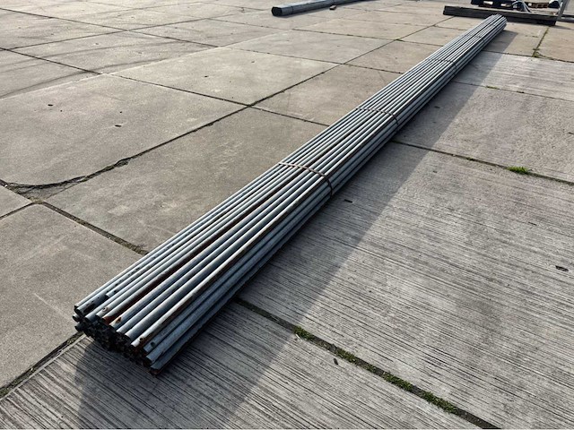 Stalen buis (70x) - afbeelding 1 van  8
