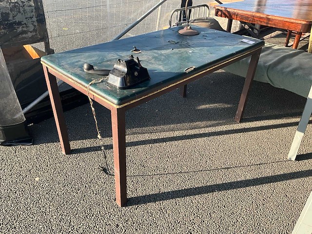 Stalen bureautafel - afbeelding 1 van  7