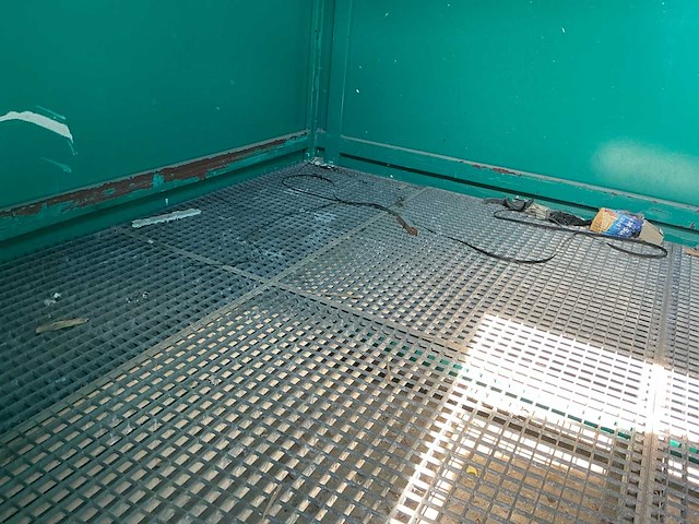 Stalen chemische opslagcontainer / milieucontainer met lekbak - afbeelding 6 van  17