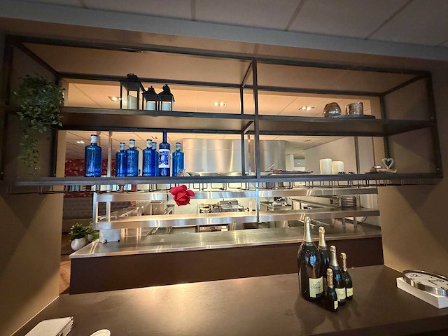 Stalen design glazenhouder frame - afbeelding 2 van  6