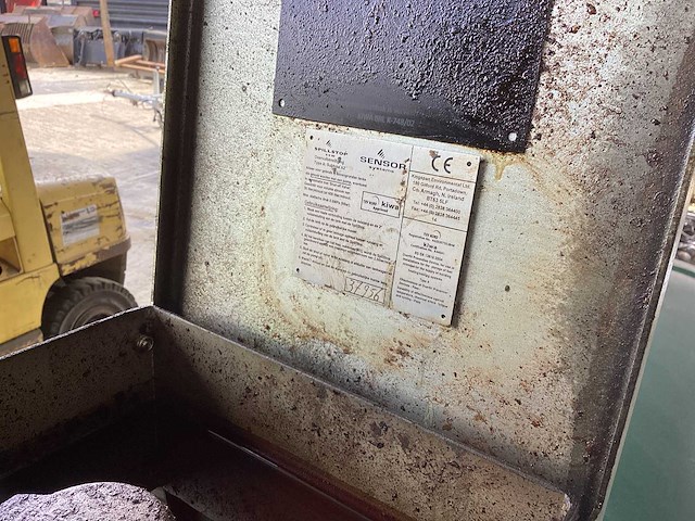 Stalen dieseltank met lekbak - afbeelding 5 van  6