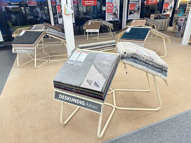 Stalen display met samples vloerbedekking (18x) - afbeelding 3 van  5