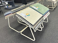 Stalen display met samples vloerbedekking (20x) - afbeelding 1 van  6