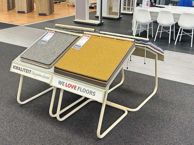 Stalen display met samples vloerbedekking (20x) - afbeelding 2 van  6