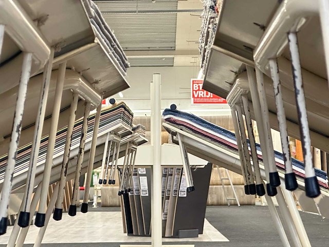 Stalen display met samples vloerbedekking (20x) - afbeelding 6 van  6