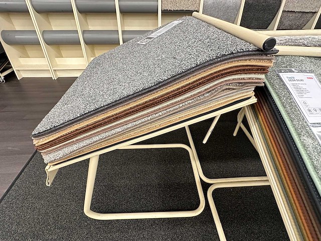 Stalen display met samples vloerbedekking (26x) - afbeelding 3 van  4