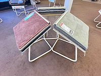 Stalen display met samples vloerbedekking (28x) - afbeelding 8 van  8