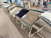 Stalen display met samples vloerbedekking (30x) - afbeelding 1 van  5