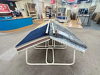 Stalen display met samples vloerbedekking (34x) - afbeelding 1 van  3