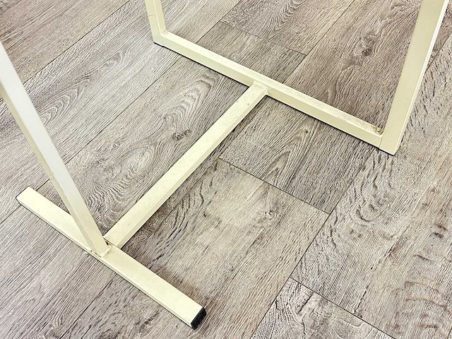 Stalen display - afbeelding 3 van  3