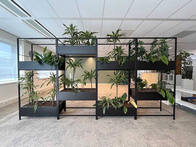 Stalen divider met planten 400cm - afbeelding 14 van  14