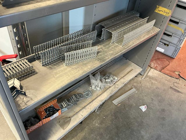 Stalen en kunststof kabelgoot - afbeelding 9 van  9