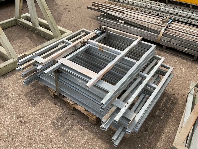 Stalen frame (12x) - afbeelding 2 van  2
