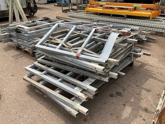 Stalen frame (12x) - afbeelding 1 van  4