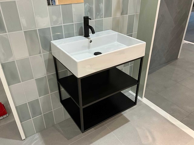 Stalen frame mat zwart - badmeubelset 60 cm - afbeelding 3 van  7