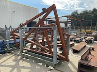 Stalen frames in bok - afbeelding 4 van  9
