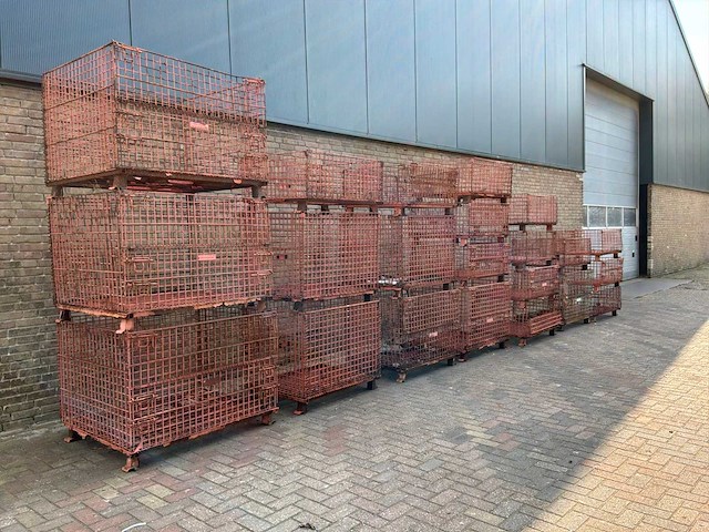 Stalen gaskrat met voorklep (22x) - afbeelding 1 van  3
