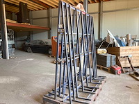 Stalen glasbok / glasrek - afbeelding 1 van  3