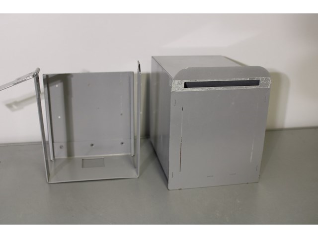 Stalen inzamel box voor cash en sleutels - afbeelding 4 van  9