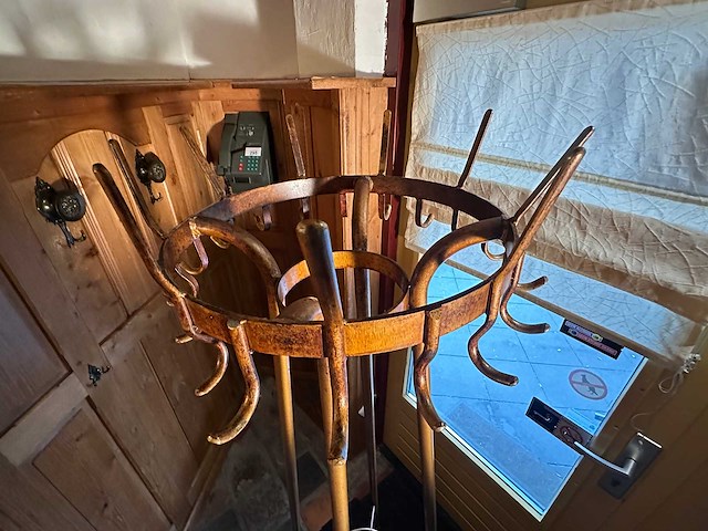 Stalen kapstok jaren 60 - afbeelding 2 van  3