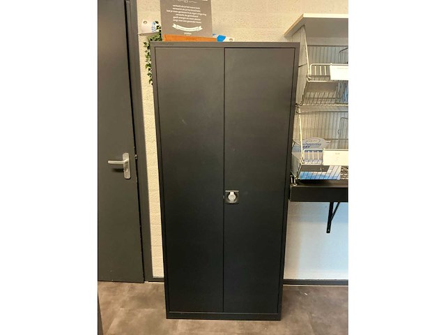 Stalen kast (2x) - afbeelding 2 van  7