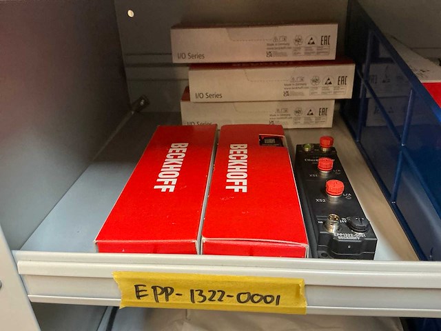 Stalen kast met beckhoff elektra onderdelen - afbeelding 33 van  47