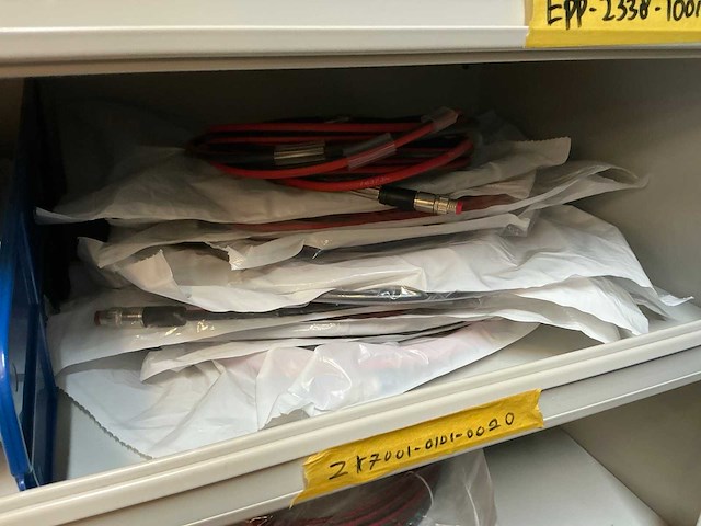 Stalen kast met beckhoff elektra onderdelen - afbeelding 37 van  47