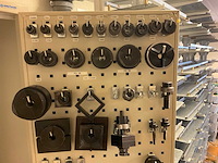 Stalen kast met inhoud - afbeelding 7 van  12