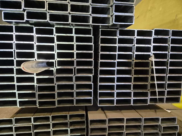 Stalen kokerprofielen (e235) 1 bundel - afbeelding 2 van  6