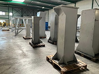 Stalen kolom (3x) - afbeelding 1 van  4