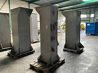 Stalen kolom - afbeelding 1 van  4