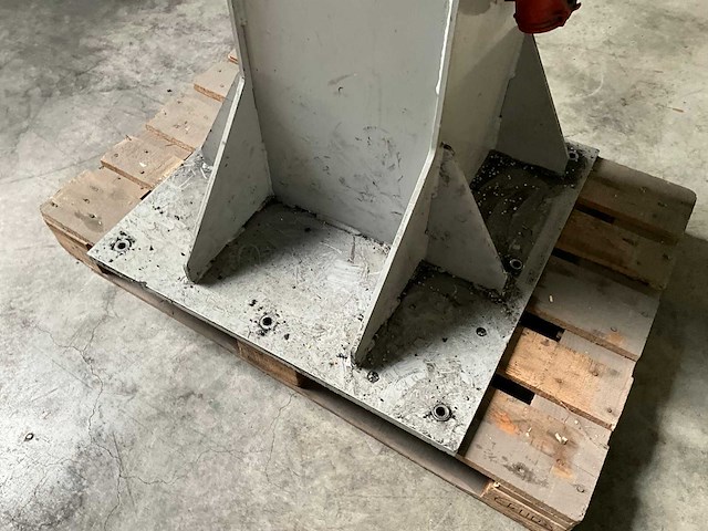 Stalen kolom - afbeelding 3 van  4