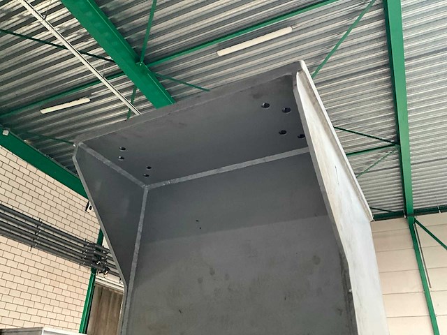 Stalen kolom - afbeelding 3 van  3