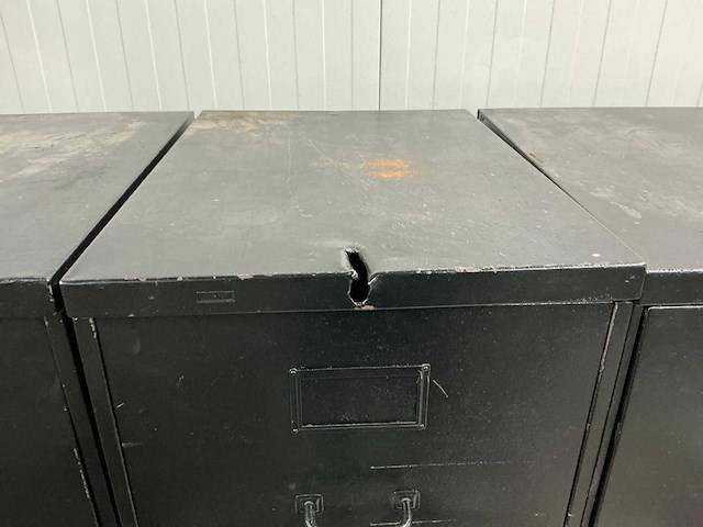 Stalen ladekast met inhoud (4x) - afbeelding 12 van  17