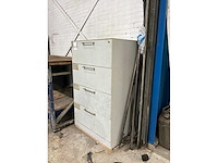 Stalen ladekast met inhoud - afbeelding 2 van  6