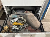 Stalen ladekast met inhoud - afbeelding 5 van  6