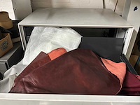 Stalen ladekast met interieur bekleding - afbeelding 6 van  6