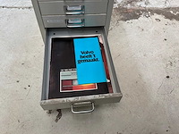Stalen ladekast met werkplaats handleidingen - afbeelding 3 van  12