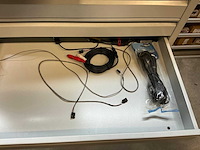 Stalen ladenkast met kabels - afbeelding 2 van  19