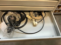 Stalen ladenkast met kabels - afbeelding 3 van  19